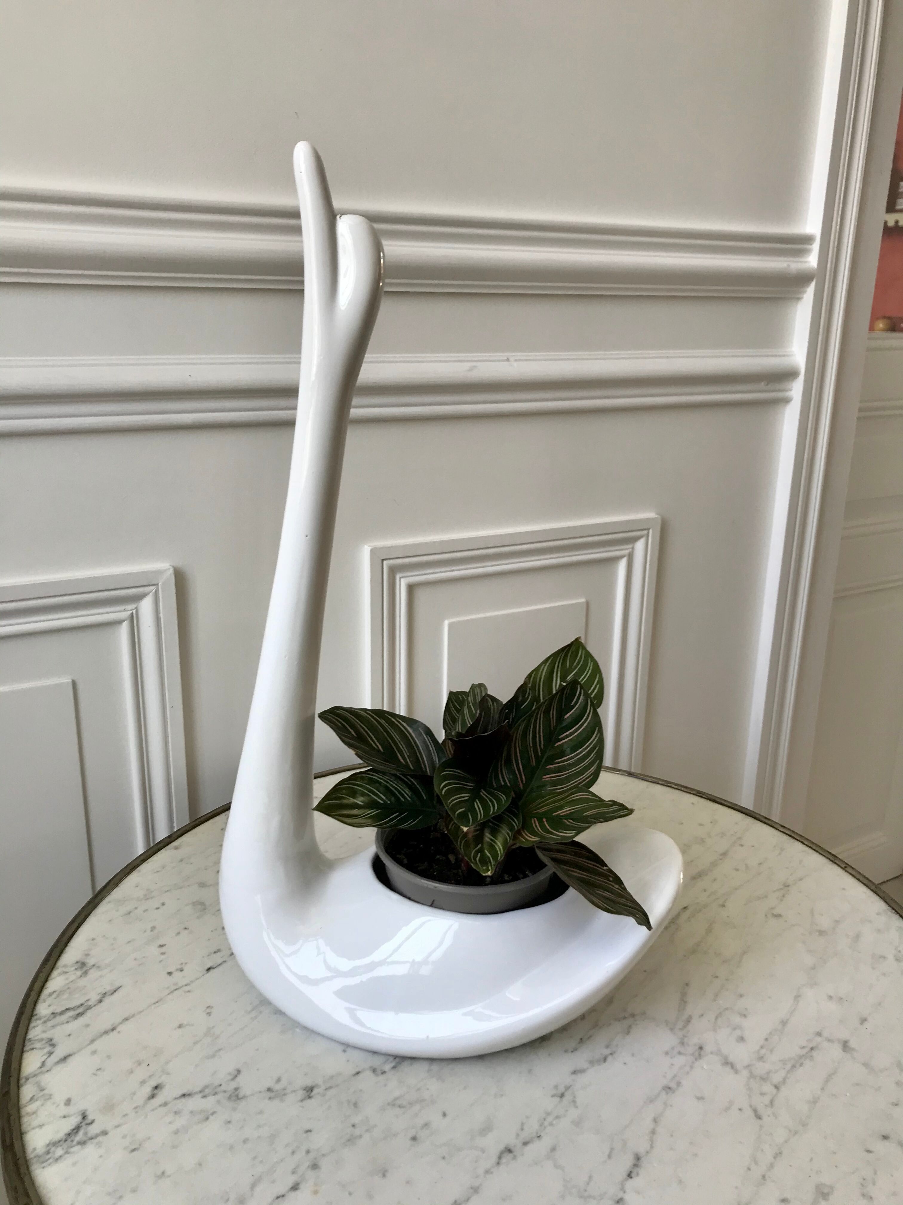 White swan pot cover in ceramic design 50s