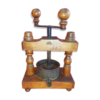 Old small fruit press in wood and metal J L Deposited
