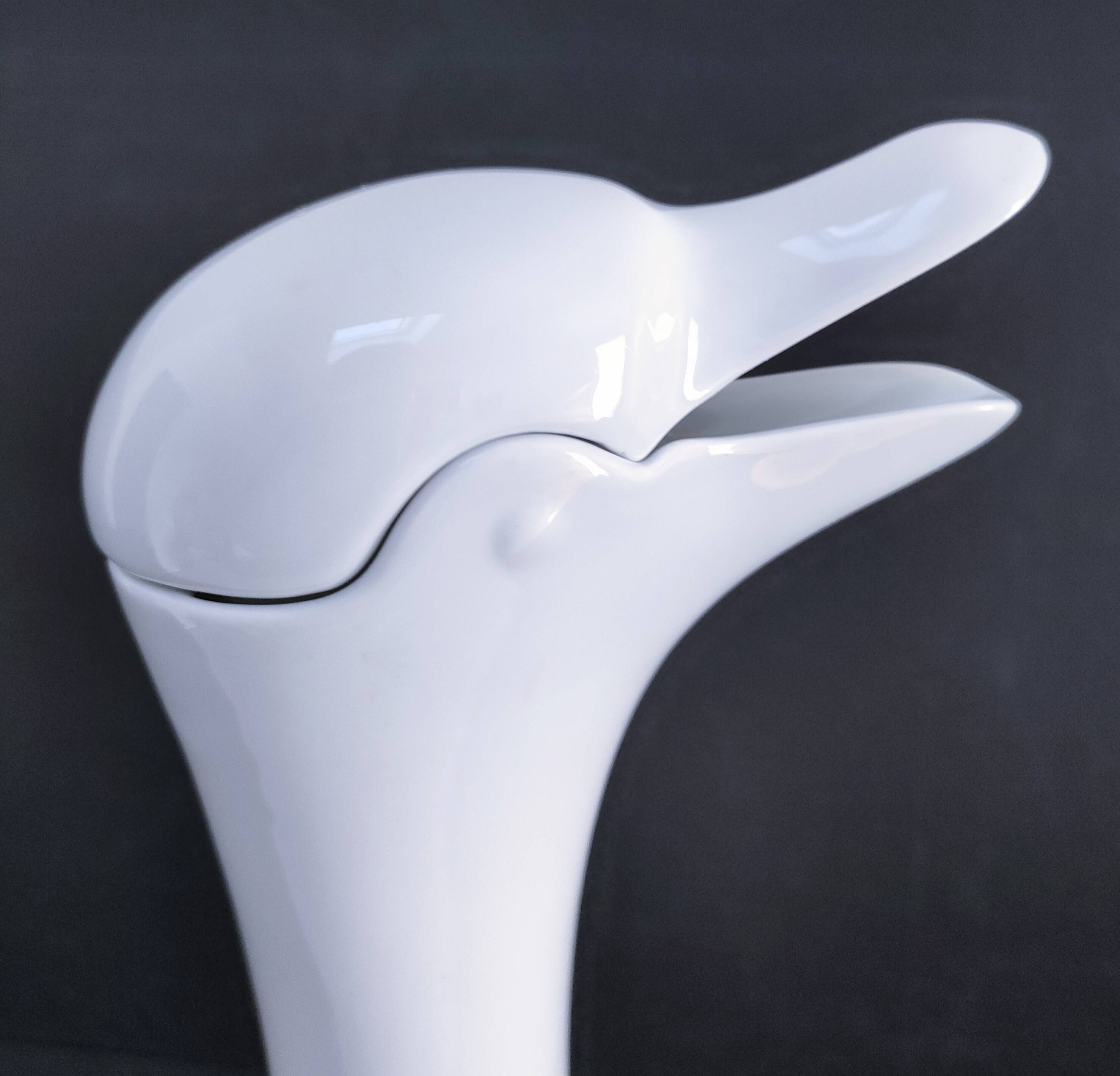 Porcelain bird carafe