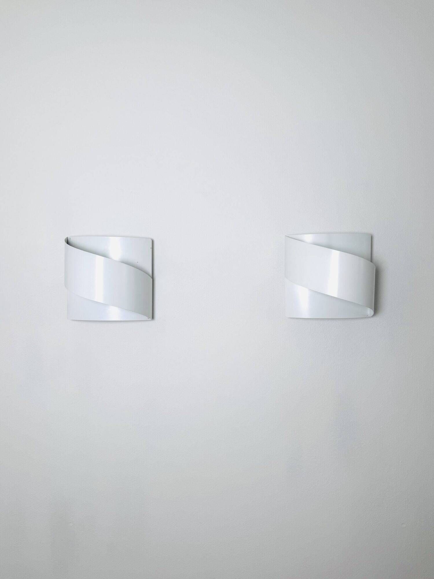 Model 8052 Curved Wall Lamps By Peter Celsing For Falkenbergs Belysning, Sweden 1960S