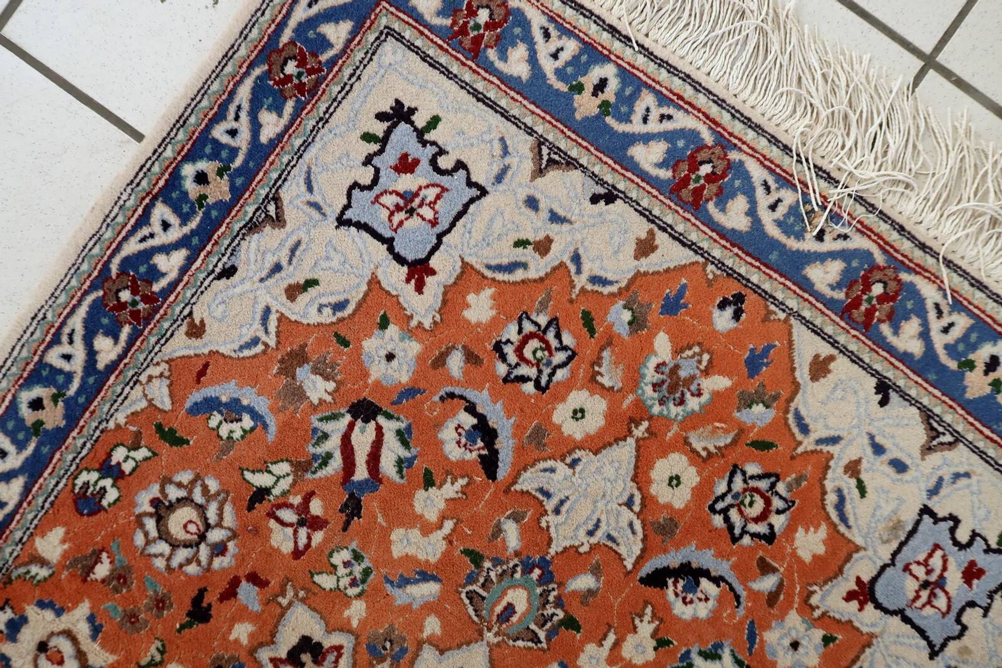 Vintage 1950s Persian Tabriz rug with silk highlights 84cm x 127cm