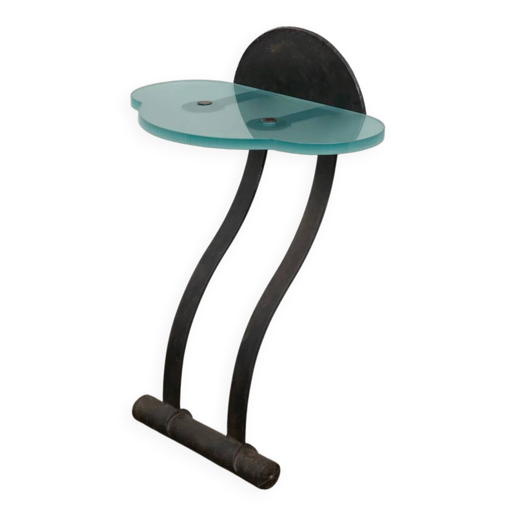 Table console inclinée en fer forgé artisanal et verre coulé | Selency