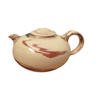 Earthenware teapot