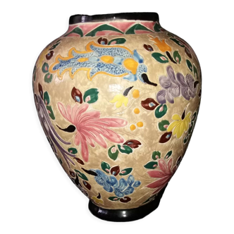 Ceramic vase