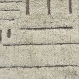 large modern Moroccan Berber rug Benin Ouarain