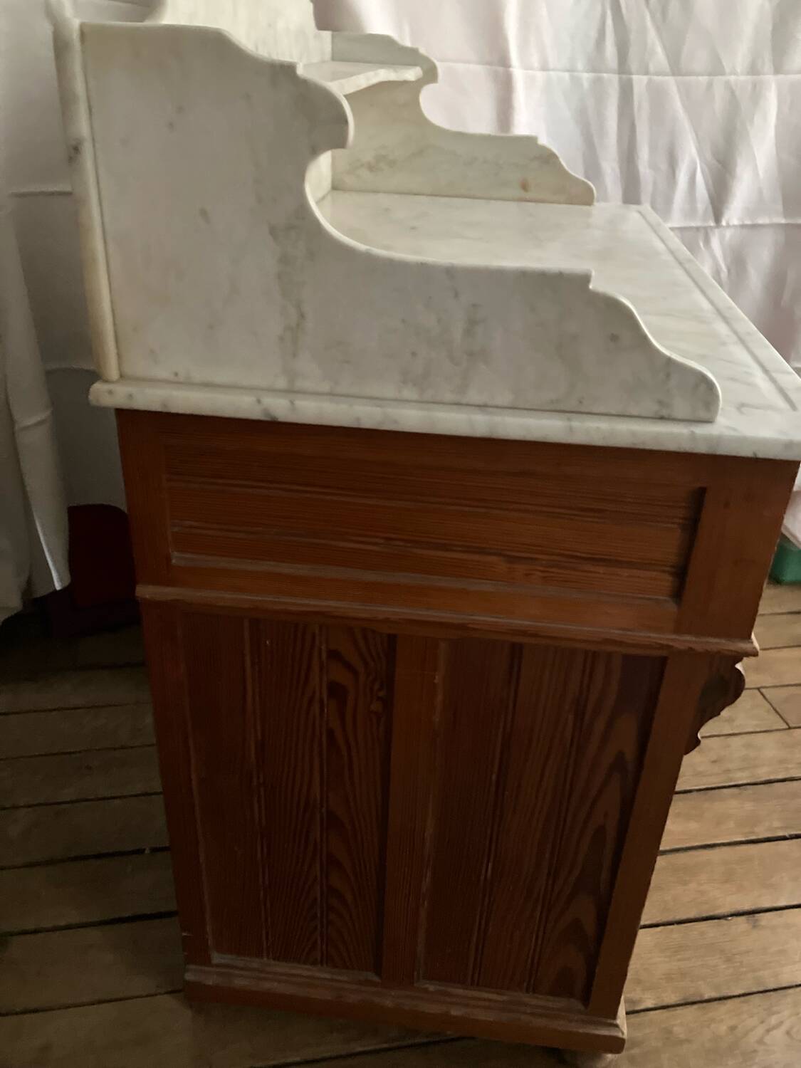 Bathroom furniture - Dressing table,