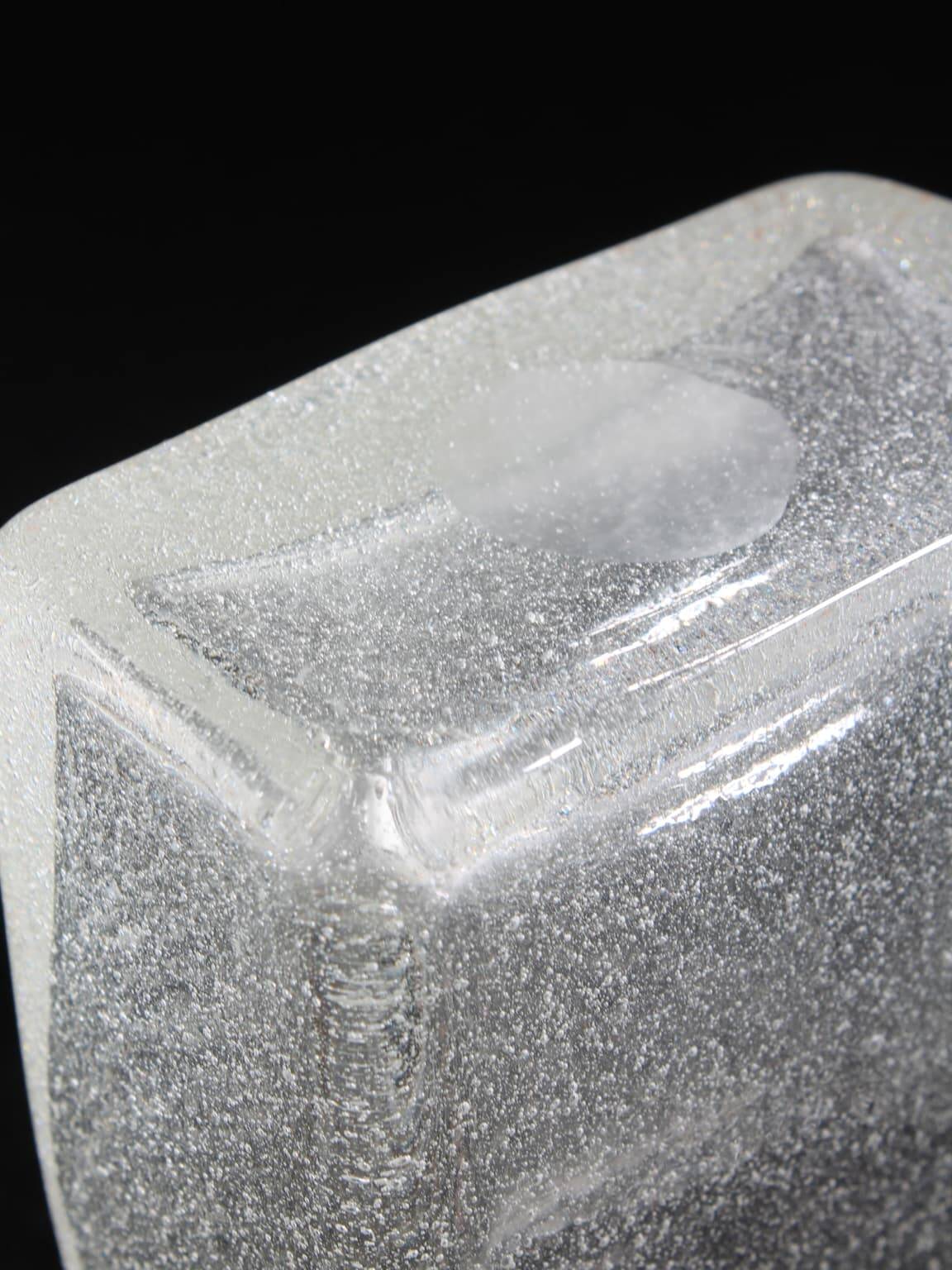 Oiva Toikka "Iglu" Bubbles Glass Vase, For Nuutajärvi, 1970s