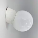 Applique murale en céramique et en verre de lait du milieu du siècle