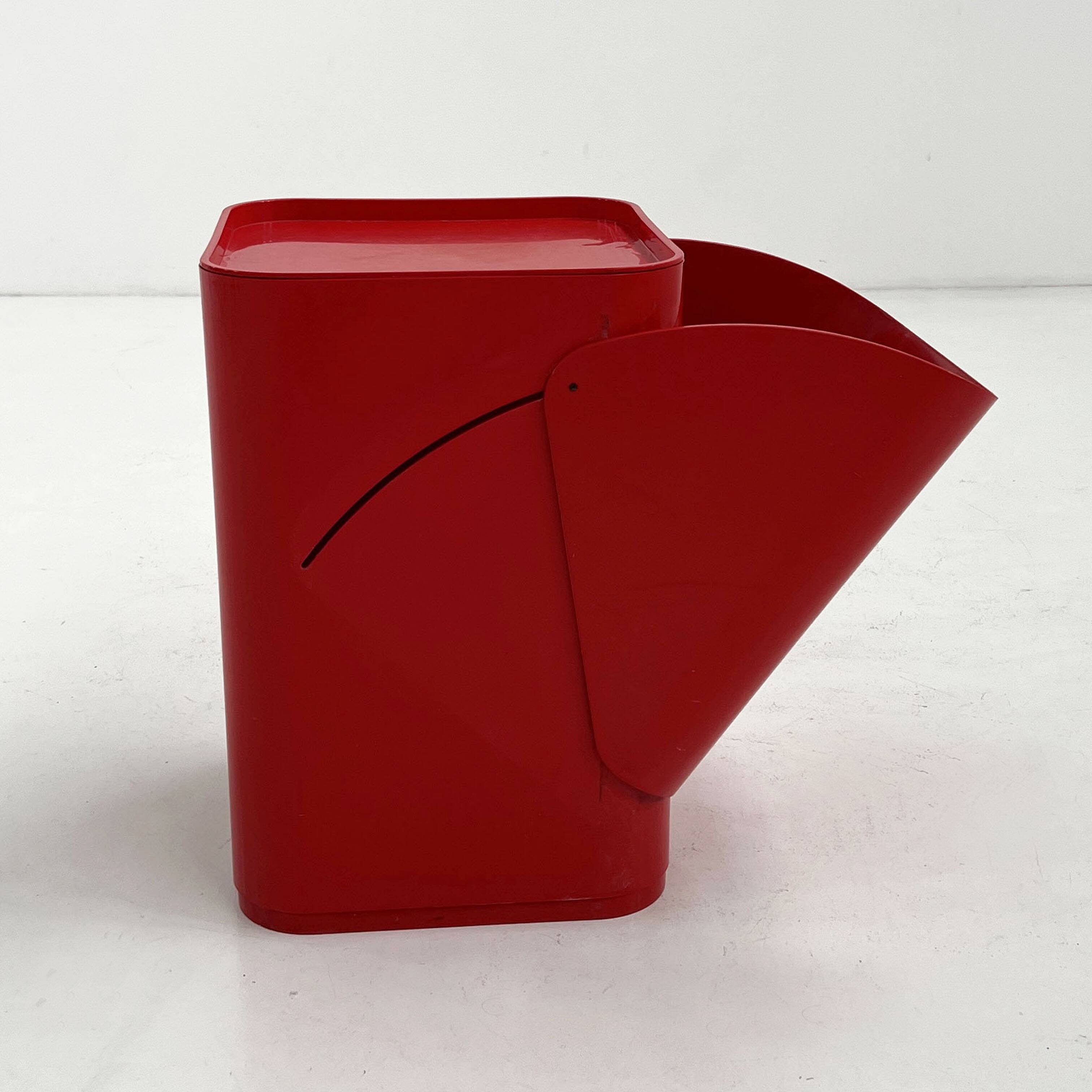Meuble de rangement, corbeille à linge par Anna Castelli pour Kartell, 1970
