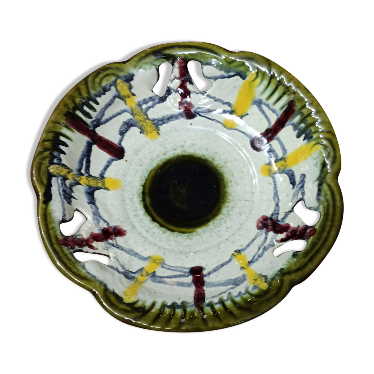 Openwork glazed salad bowl, No. 548. Color green, yellow, brown.