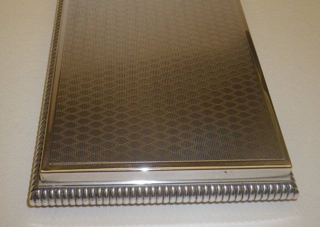 Box in silver and mahogany wood