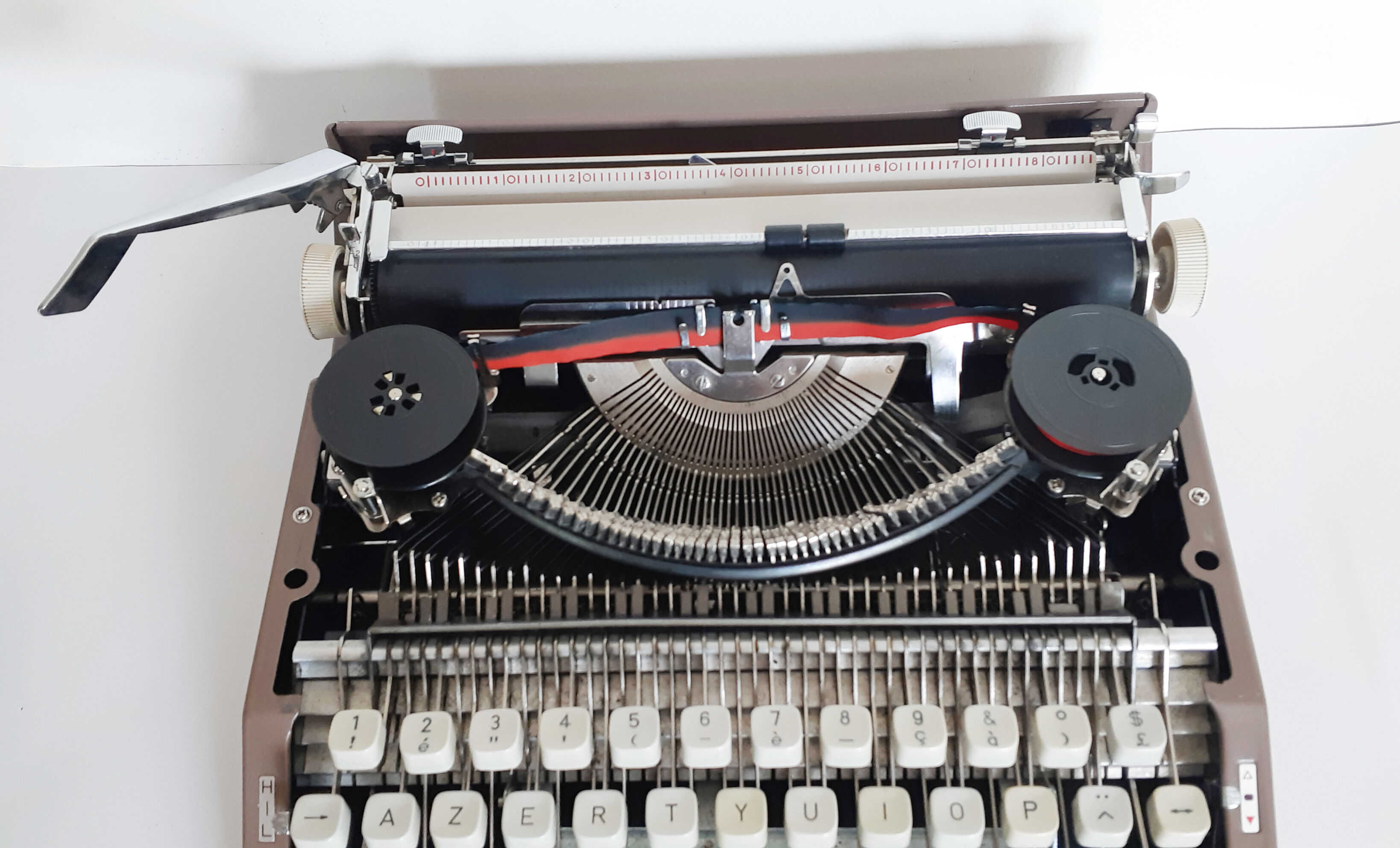 Portable, functional Riccar typewriter