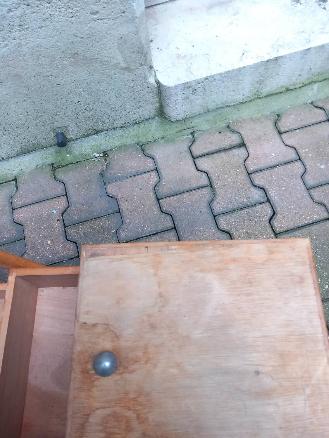 Vintage compass feet worker