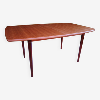 Table à manger scandinave en teck par Aalf Aarseth pour Gustav Bahus