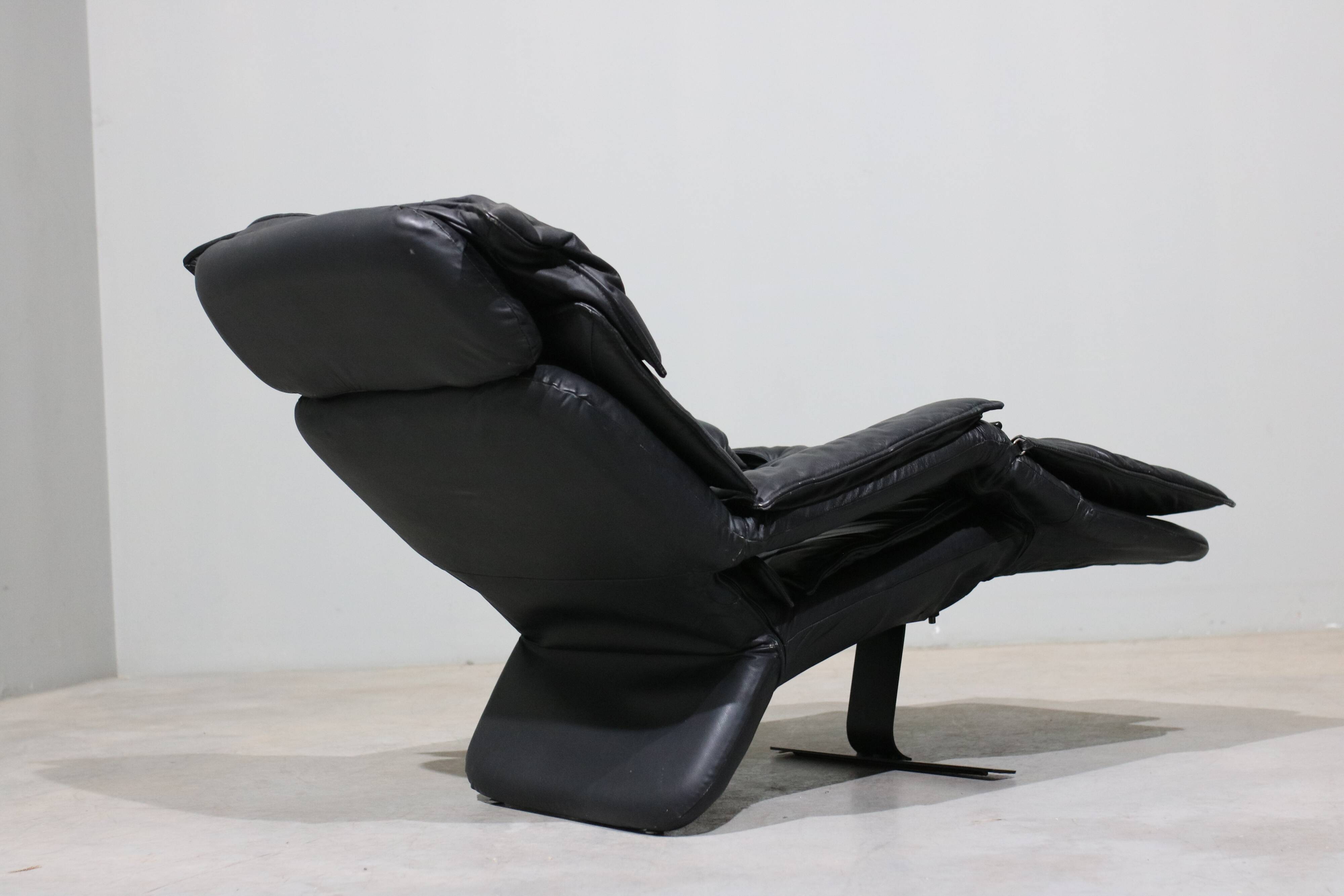 Brazilian Modern Reclining Chair “Pony” by Percival Lafer, 1980s