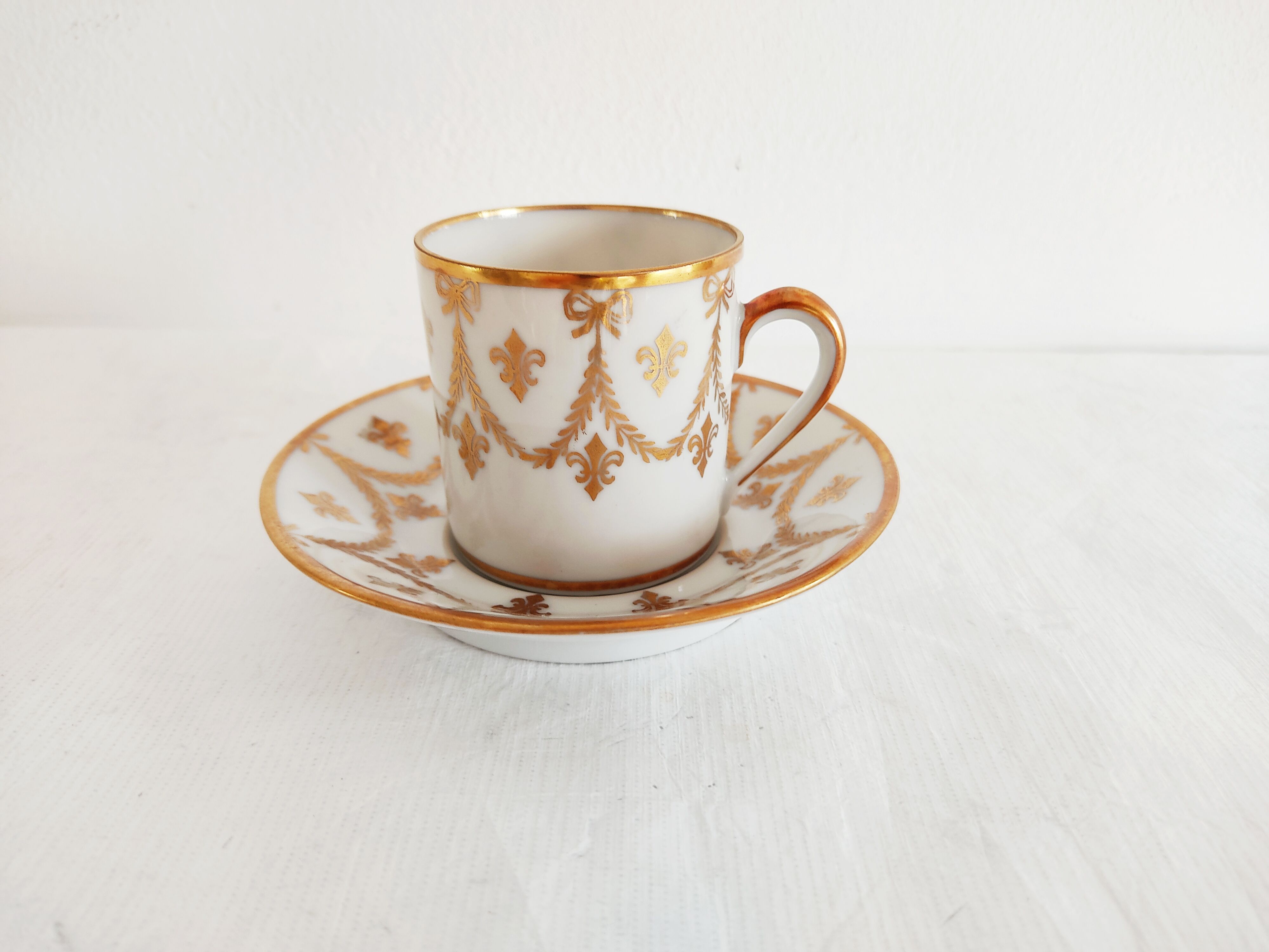 Cup and sub-cup Bavaria German porcelain
