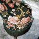 Deux fauteuils crapaud, motifs floraux