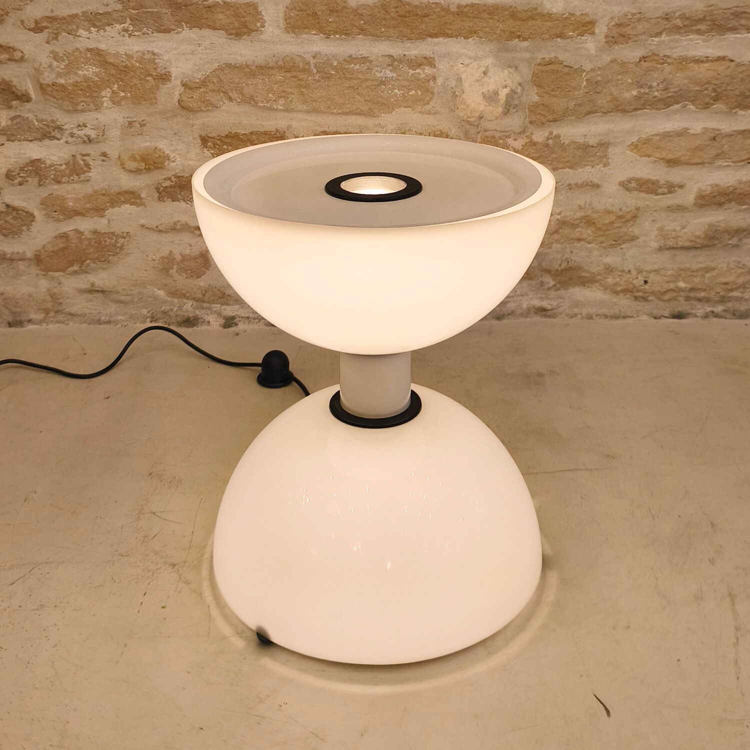 Diabolo sun lamp, design by Gigi & Pepe Tanzi for Dalca Italia, 1970.