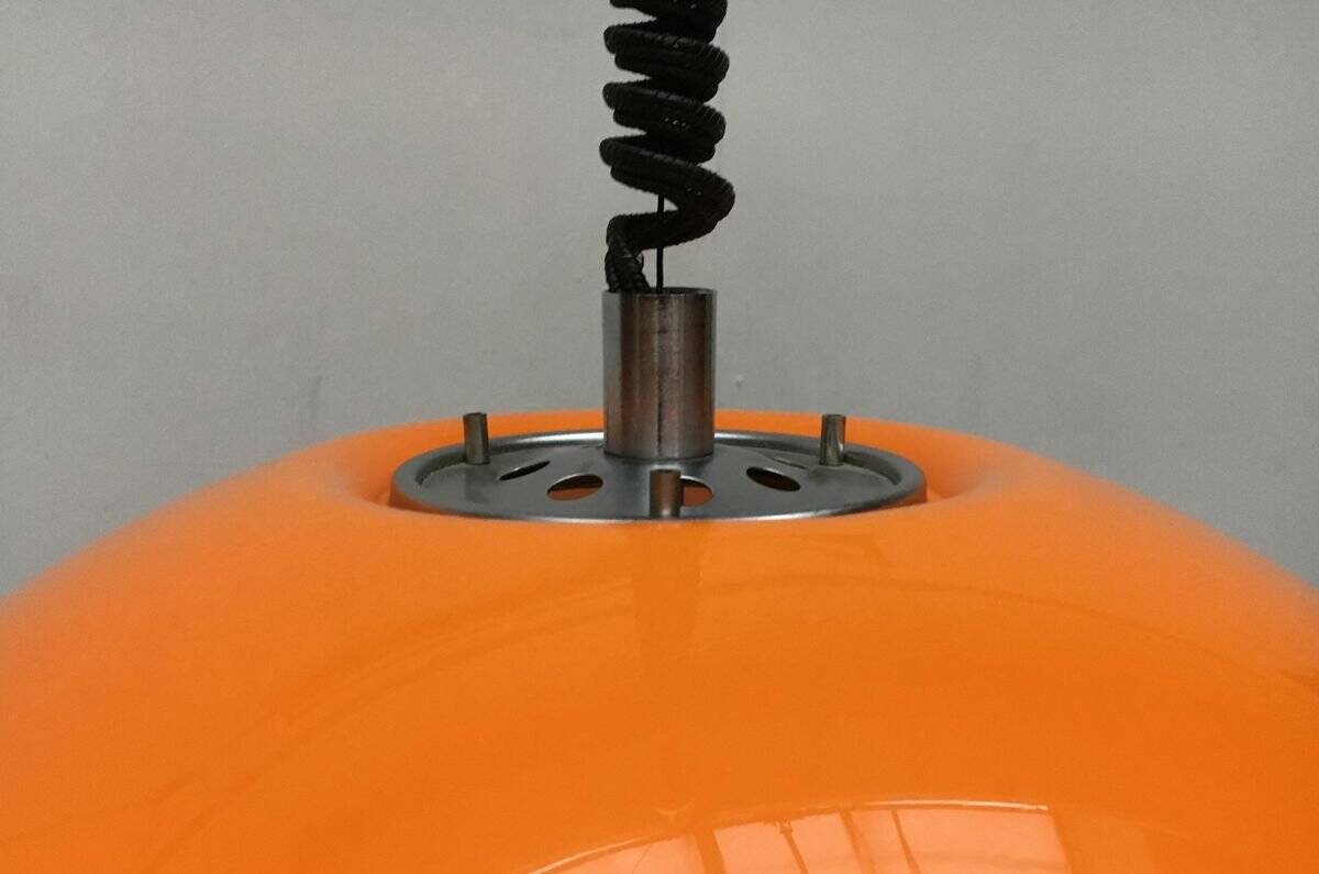 Space Age pendant lamp Cabras by Luigi Massoni for Guzzini