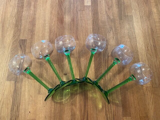 Set of 6 Engraved Glasses with Green Legs