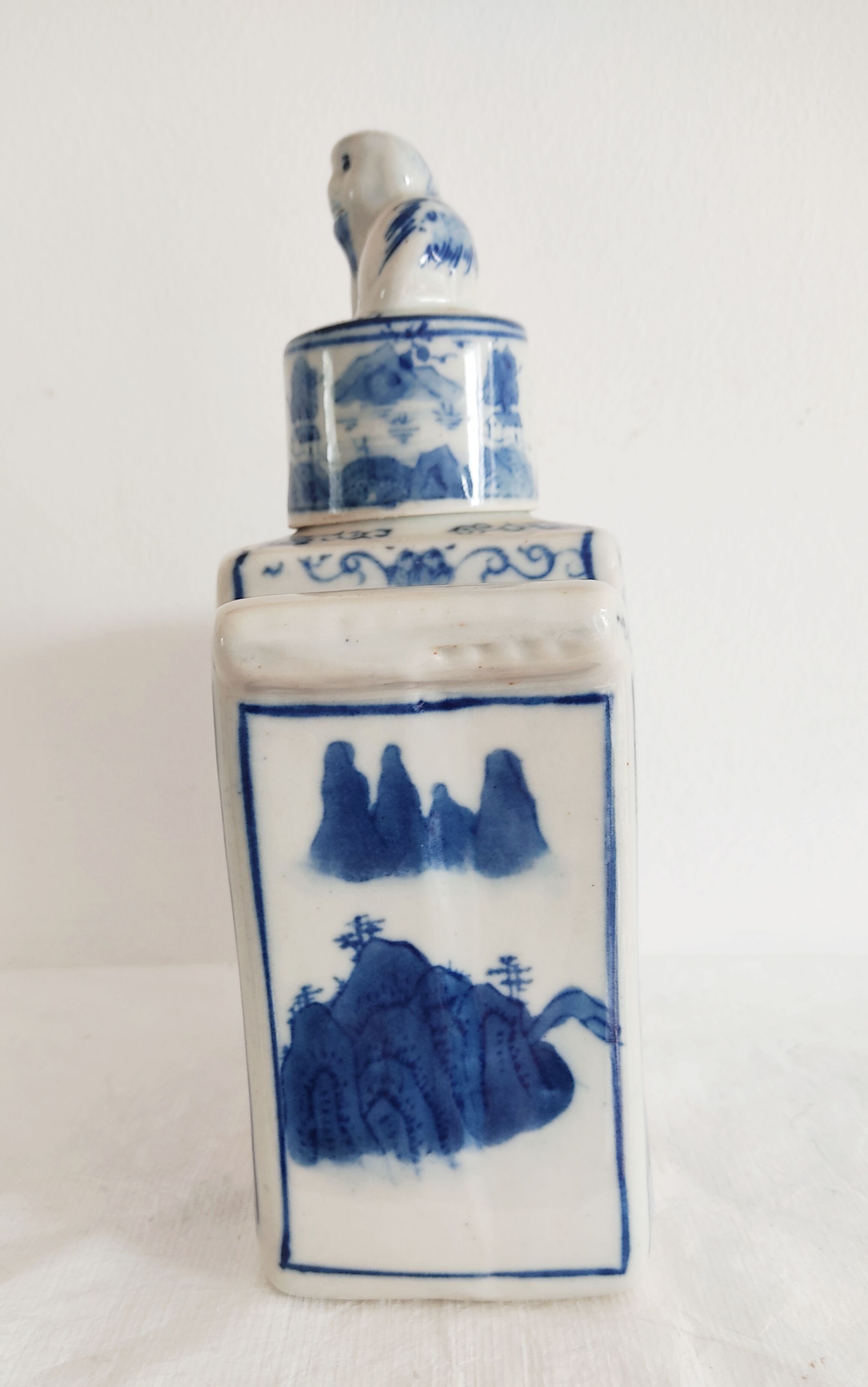 Chinese tea box fo dog lid