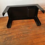 Kostka fiberglass coffee table
