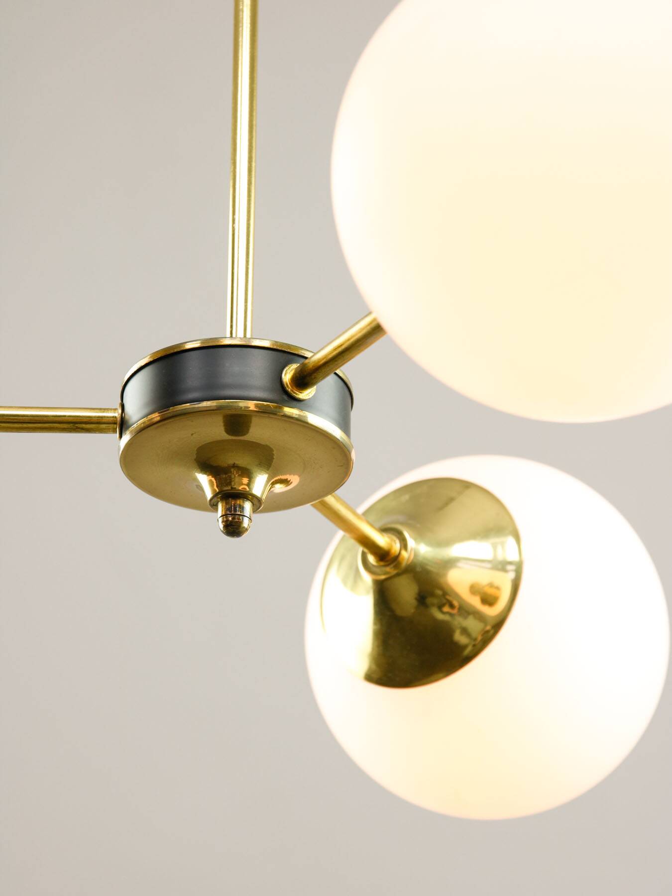 Mid-Century Modern Italian Chandelier in Brass and Opaline Glass, 1960s