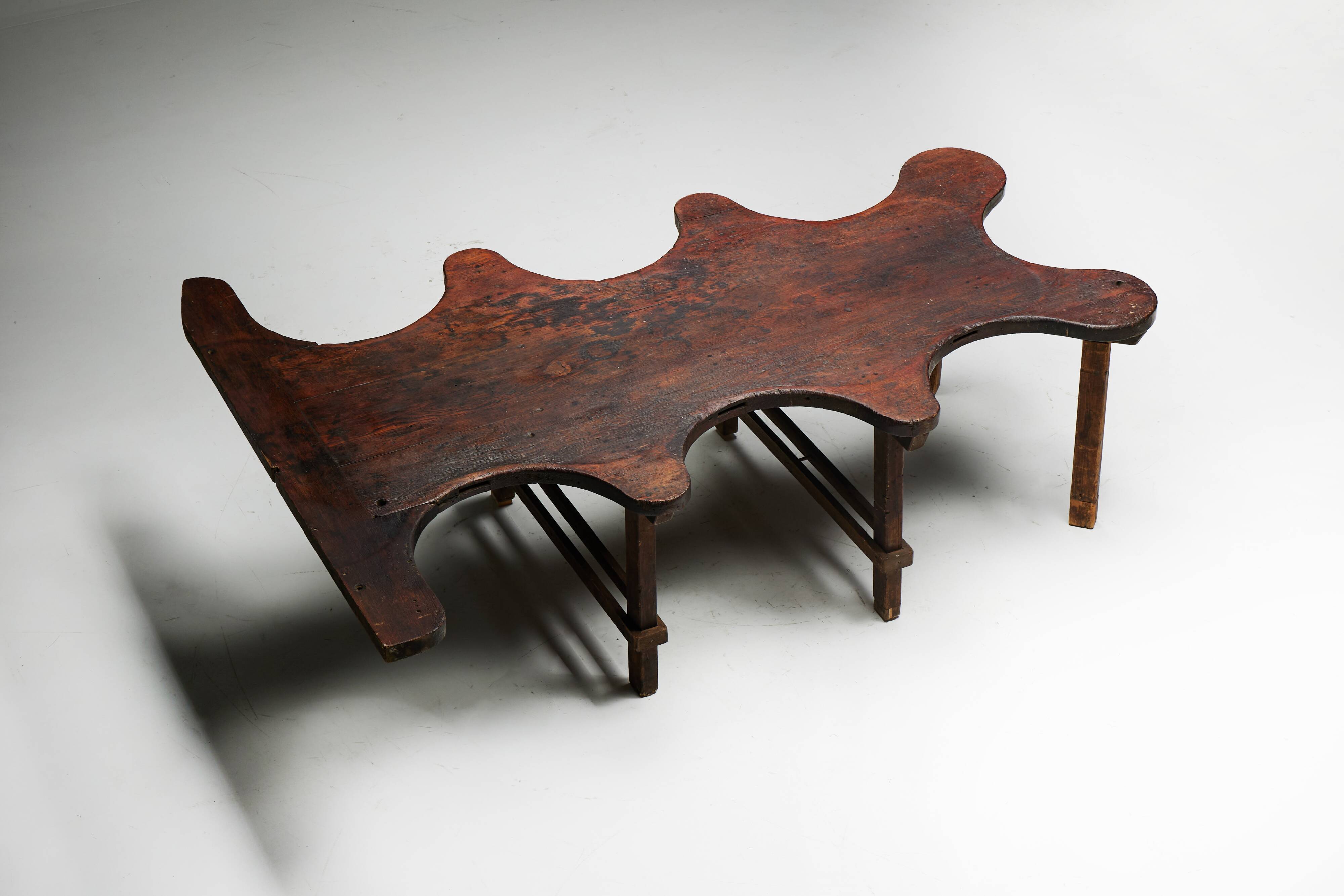 Table Organique Rustique De Forme Libre, France, Fin 19ème Siècle