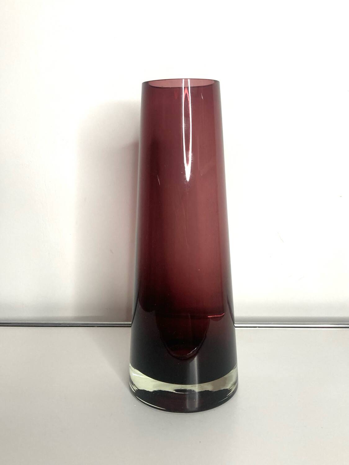 Tamara aldin vase