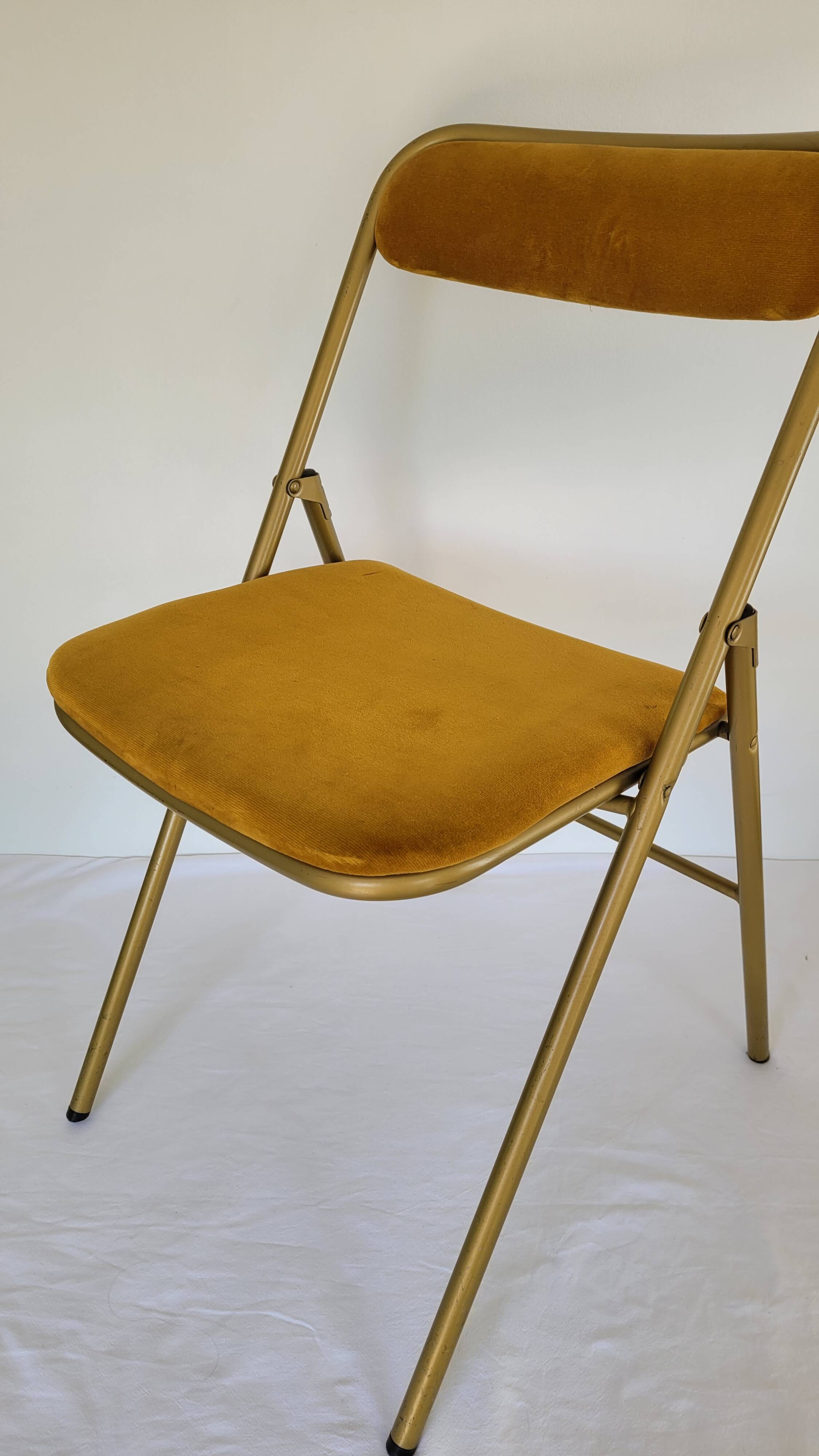 Folding chair Souvignet velvet and metal