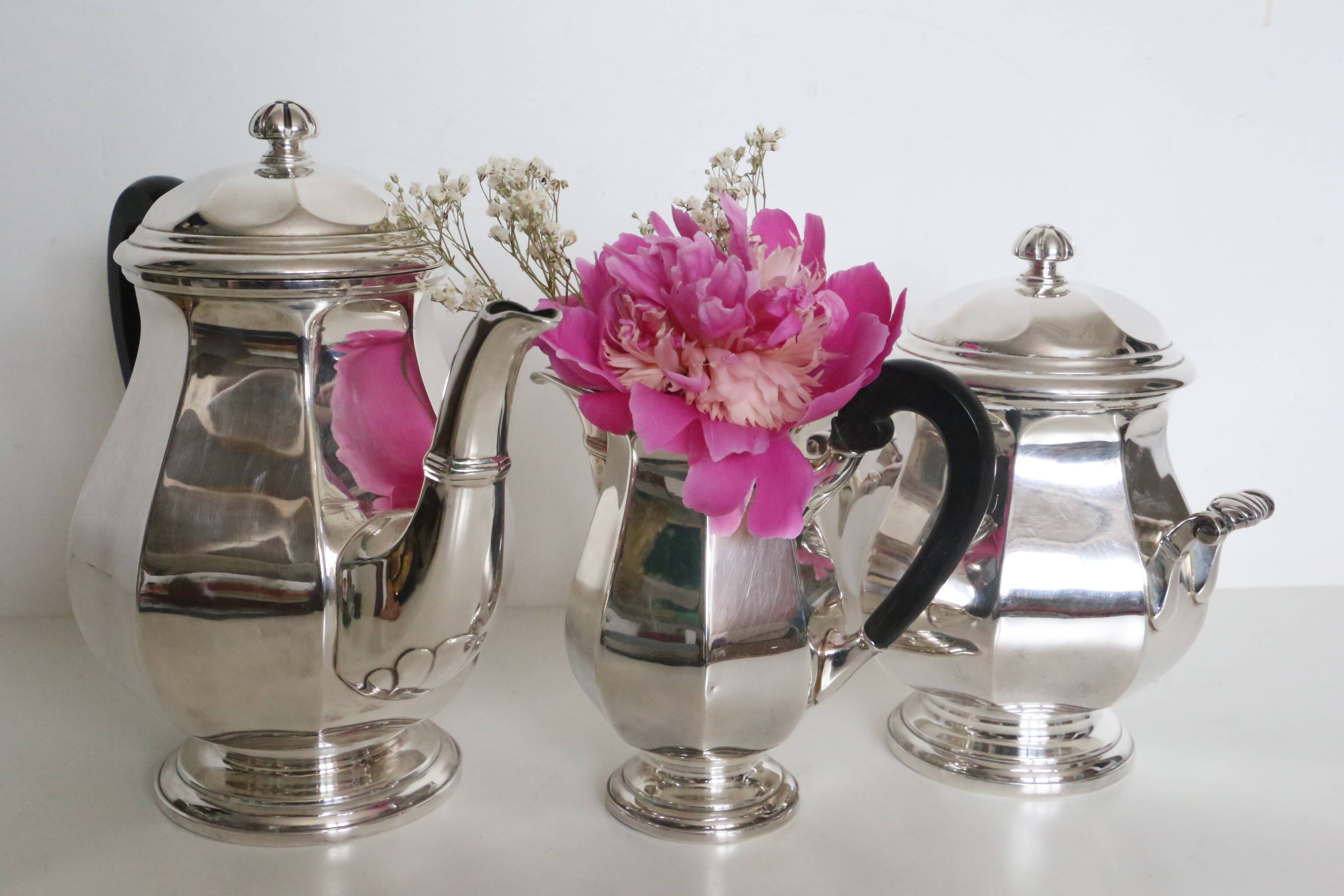 Silver-plated coffee service with ebony handles