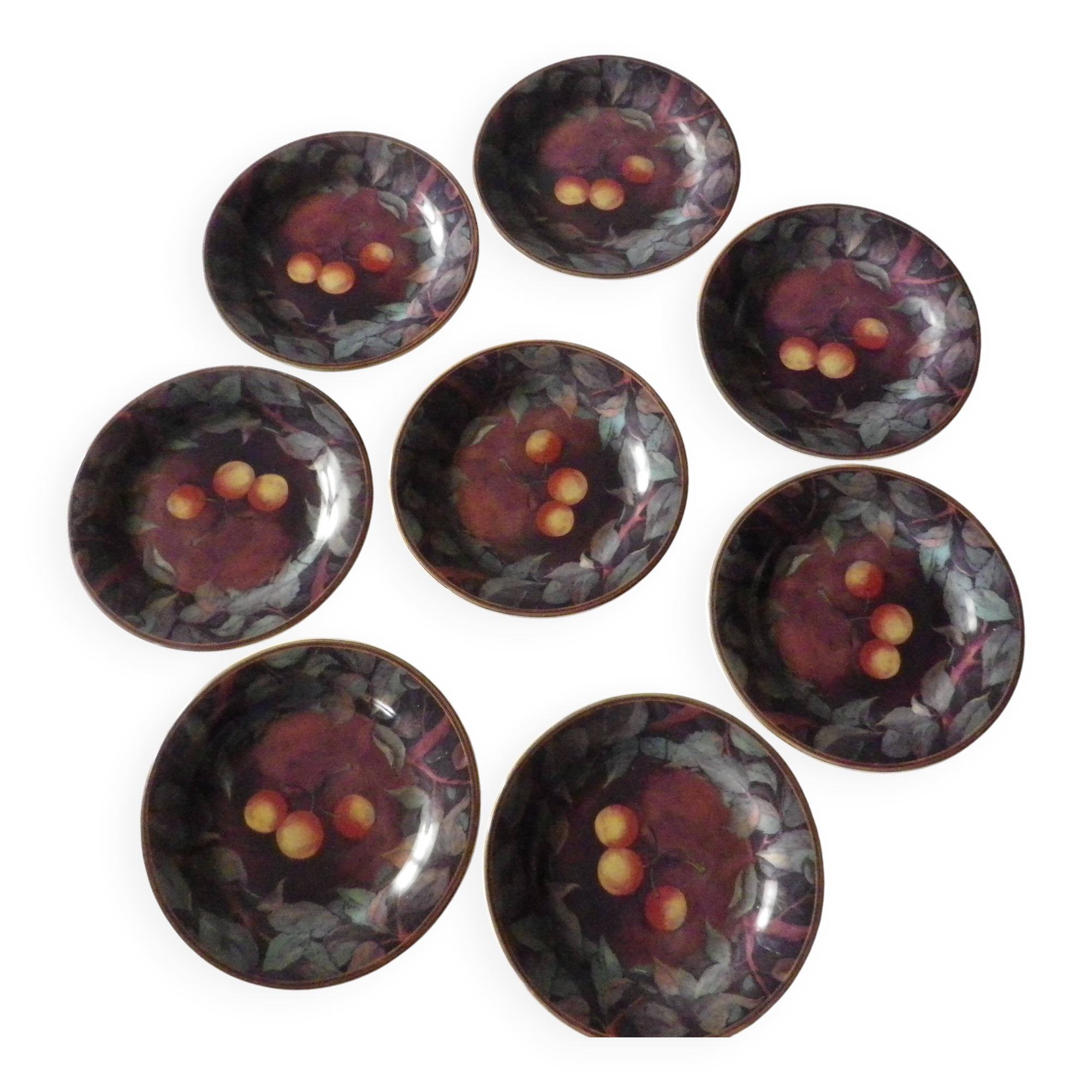 Gien dessert plate with harvest decorations