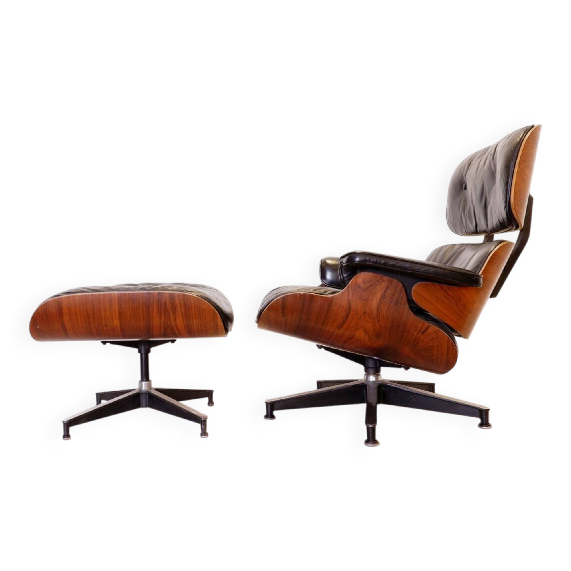 Mid-Century armchair and footrest by Charles & Ray Eames for Herman Miller