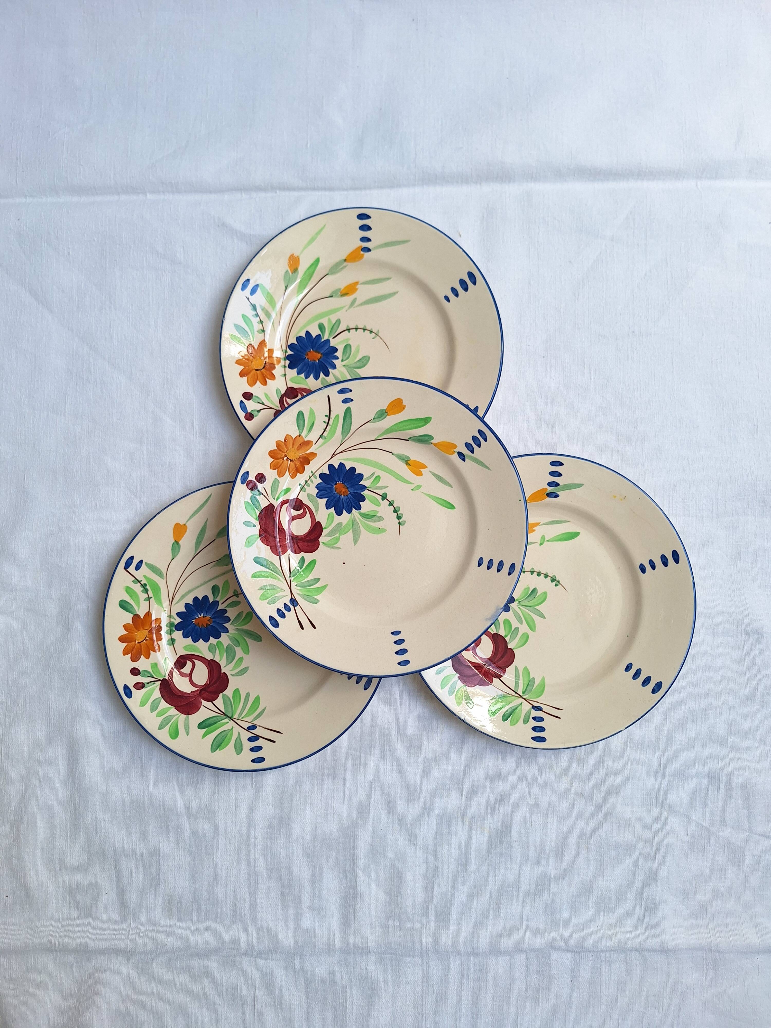 Longchamp dessert plates