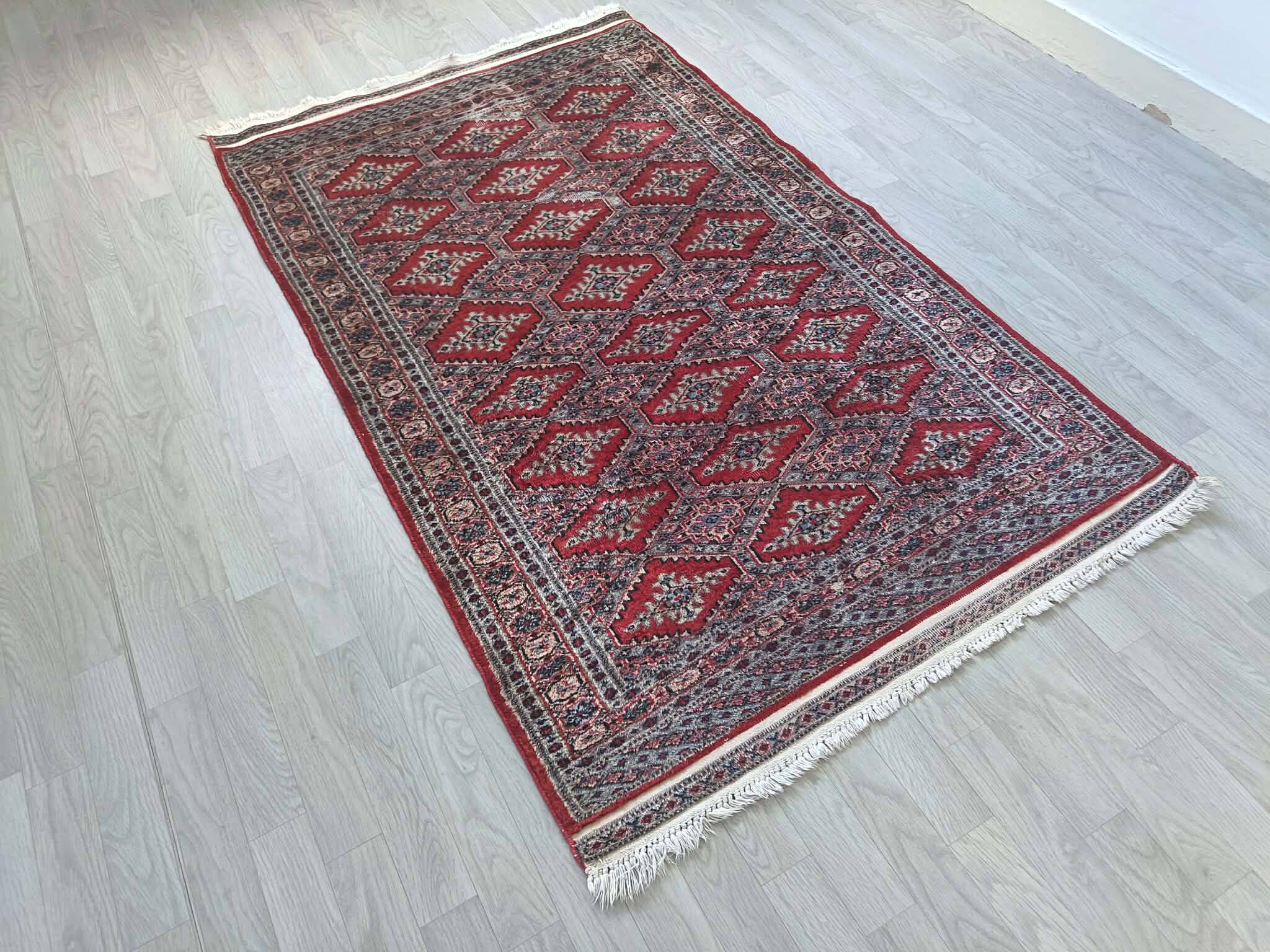 Handmade Pakistani carpet