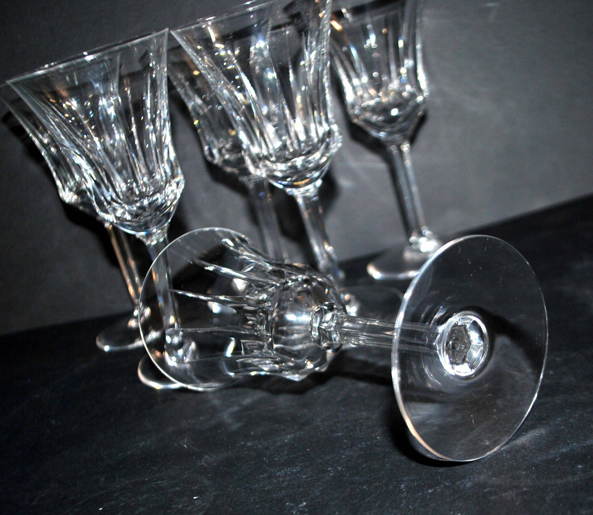 Set of 6 flared crystal wine glasses in Concorde Cerdagne style H15.2.