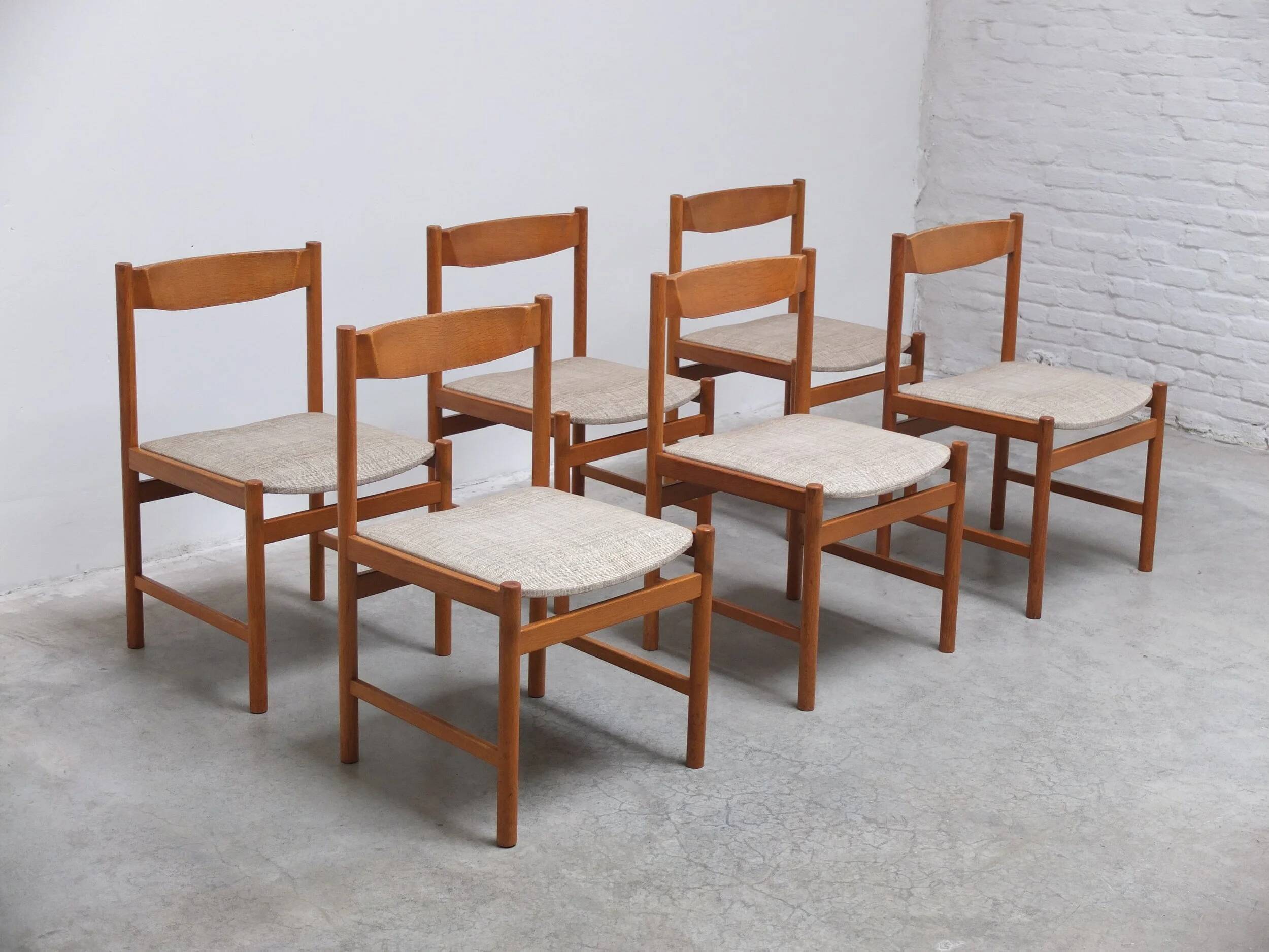 Set of 6 dining chairs in oak by Meubelatelier Vanda Watervliet, 1960s