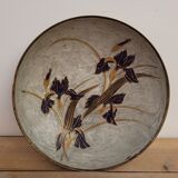 Empty partitioned brass pocket