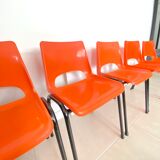 Chaise d'écolier orange