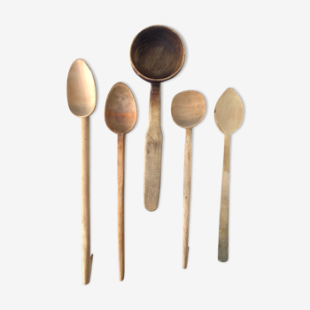 Vintage wooden cutlery