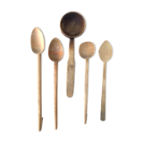 Couverts en bois vintage