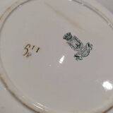 Plat creux ancien en porcelaine opaque de Gien terre de fer décor vert