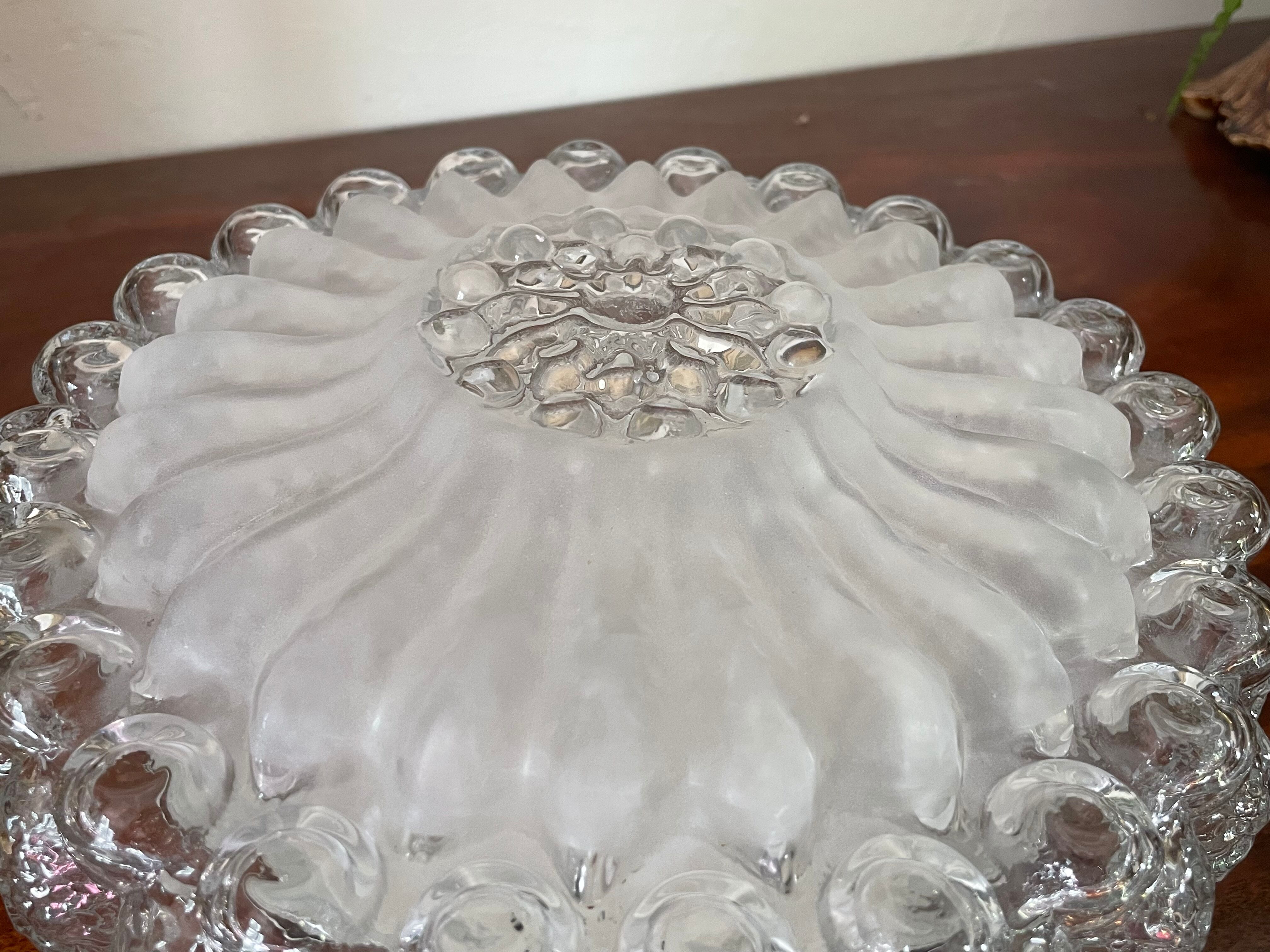 Ceiling lamp applied in molded glass 25cm