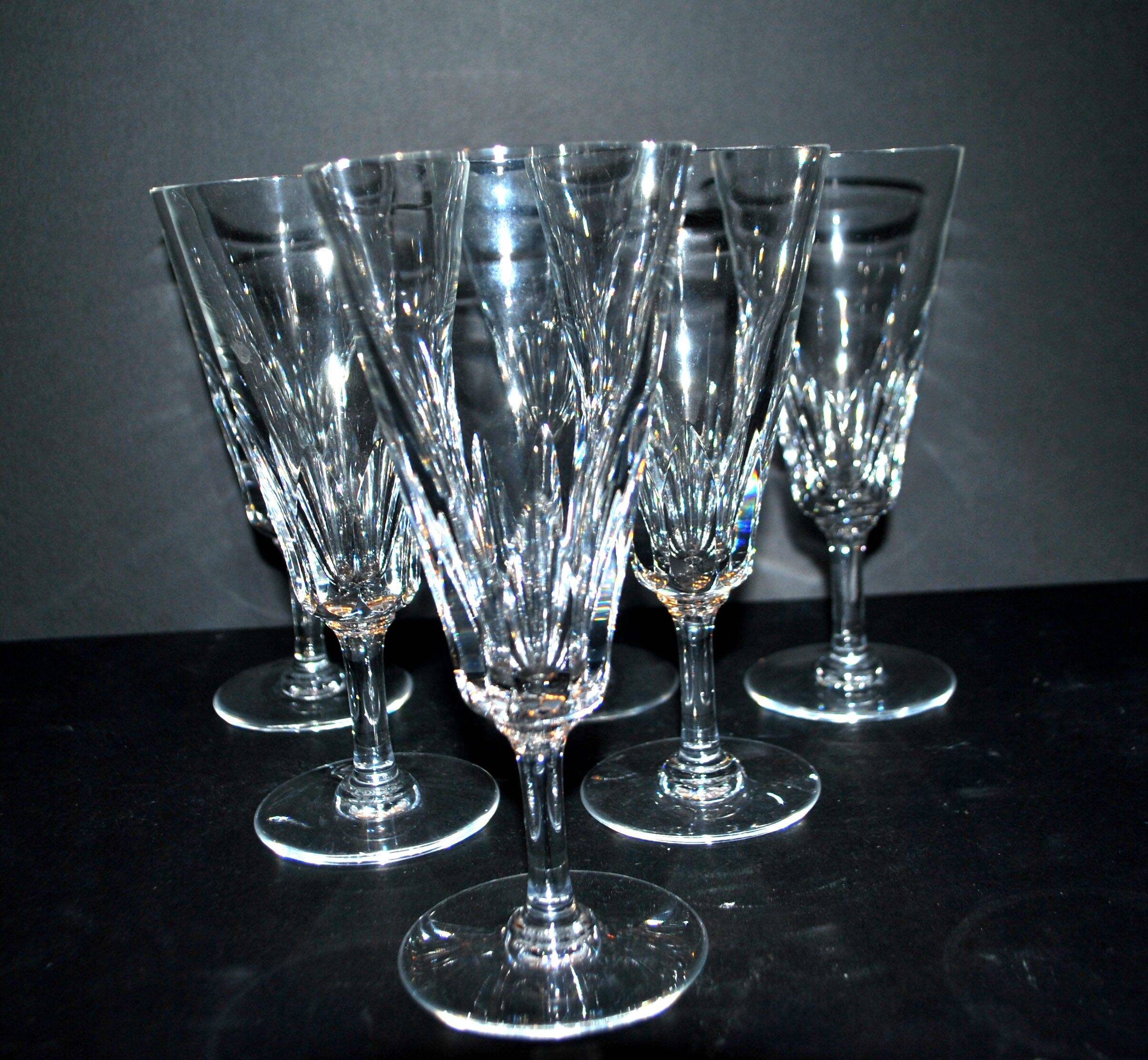 Baccarat set of 6 cut crystal champagne flutes, Carcassonne model, 1960