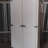 Armoire parisienne