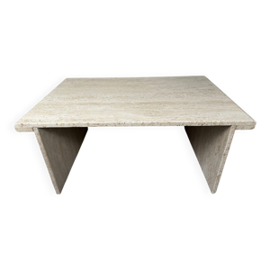 Table d'appoint en travertin