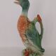 Pichet à eau en barbotine années 60. Décor canard coloré. Non signé