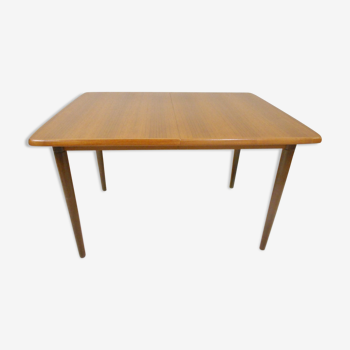 Scandinavian teak expandable table