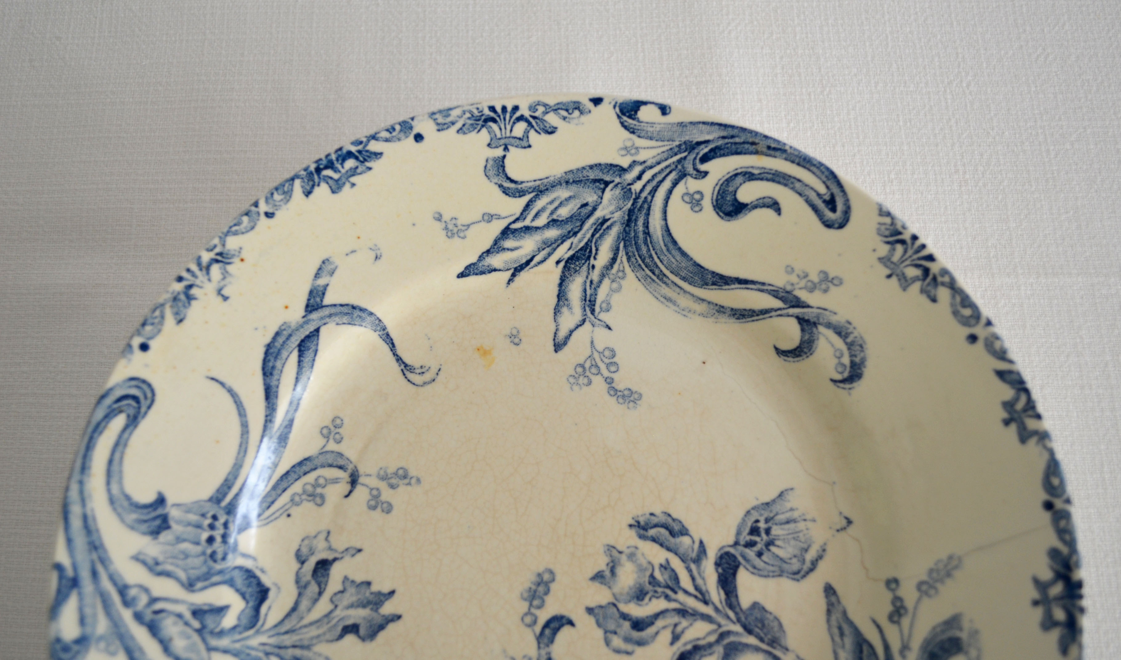 Compotier earth of iron model iris