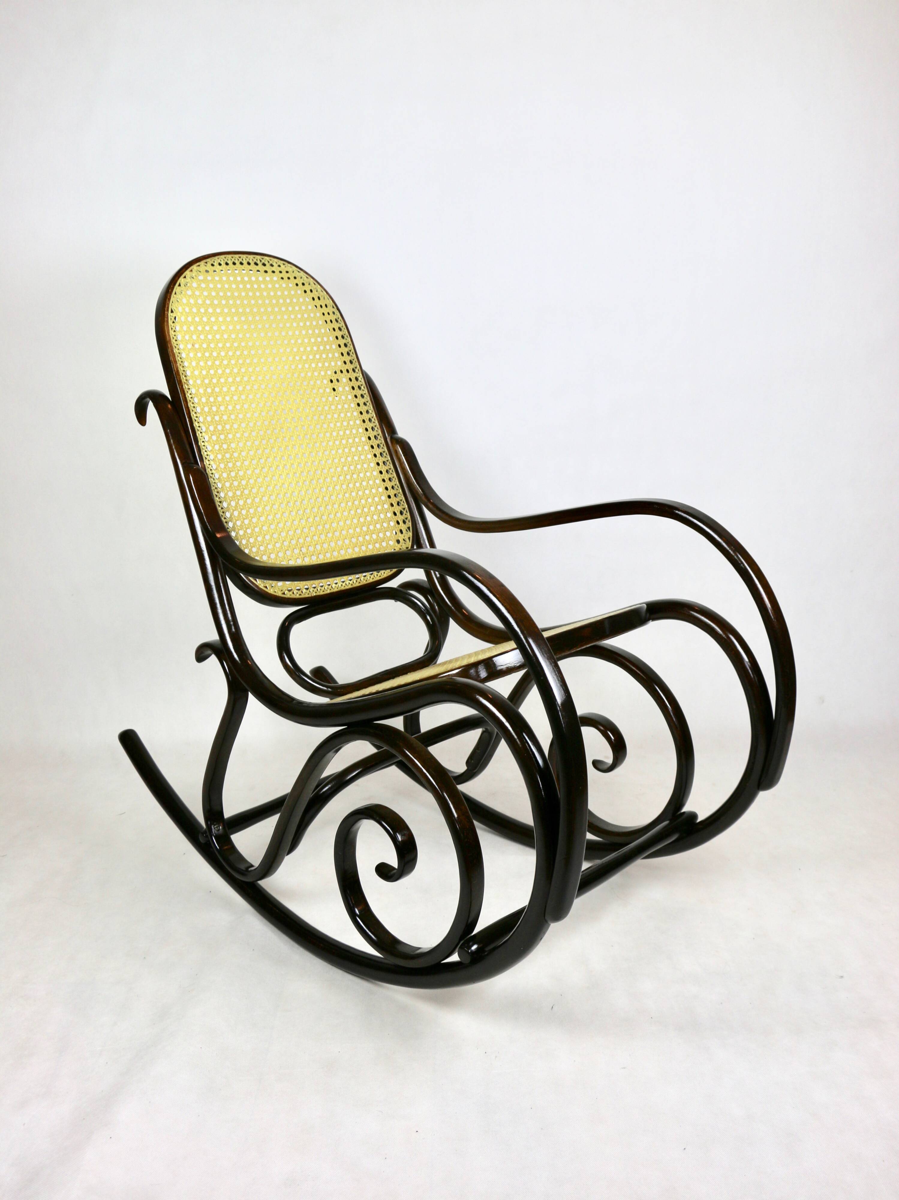Vintage Brown Rocking Chair by Michael Thonet